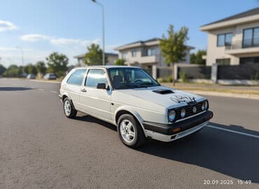 набор ключей для автомобиля в чемодане: Volkswagen Golf: 1985 г., Хэтчбэк — 1