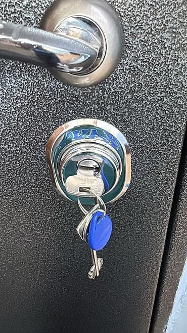 АВАРИЙНОЕ ВСКРЫТИЕ ЗАМКОВ В БИШКЕКЕ 🔐 🚪 Вскрытие дверных замков 🚗 — 4