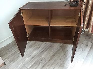 тумбычка: Кийимдер үчүн тумба, Күзгүсүз, Жыгач, түсү - Күрөң — 2