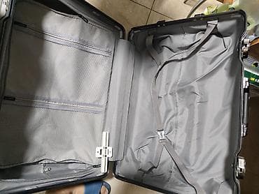 Чемоданы: Чемодан, Б/у, Материал: Пластик, Большой (более 70 л), Вращающиеся колеса на 360°, Кодовый замок, На колесах — 2