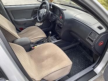 Hyundai Elantra: 2005 г., 1.6 л, Механика, Бензин, Седан — 5