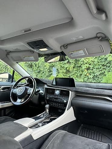 low ll: Lexus RX: 2022 г., 3.5 л, Автомат, Бензин, Кроссовер — 4