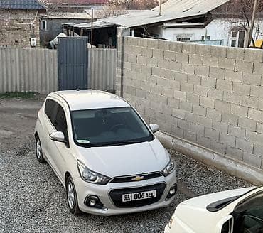 hinda stream: Chevrolet Spark: 2017 г., 1 л, Автомат, Бензин, Хэтчбэк — 4