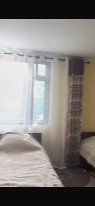 продаю дом ленинградской: Коттедж, гостевой дом Каджи-Сай, Парковка, стоянка — 4