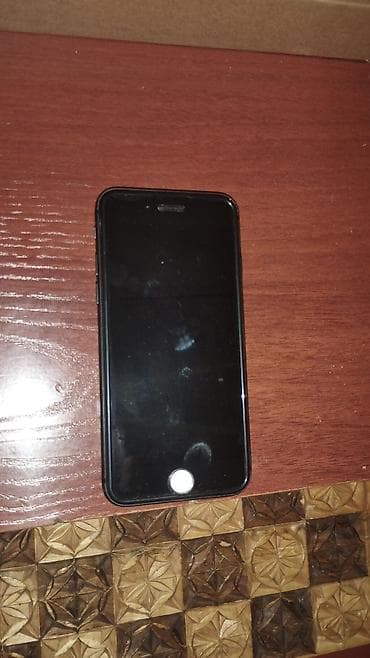 apple 7plus: IPhone 8, Б/у, Черный — 2