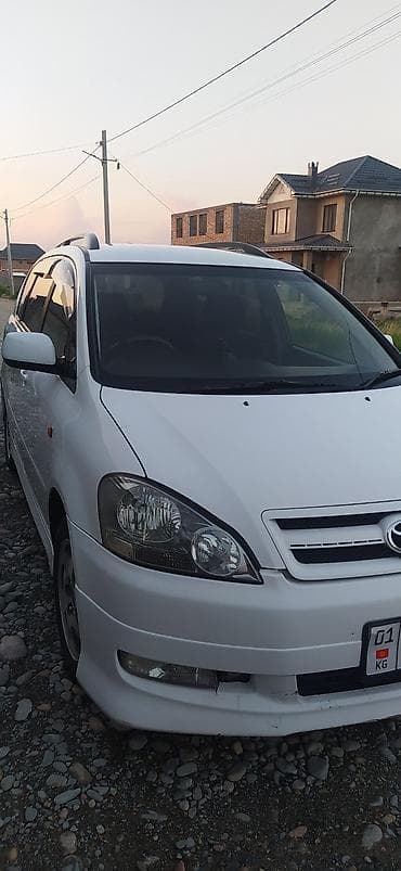 ipsum: Toyota Ipsum: 2002 г., 2.4 л, Автомат, Бензин, Минивэн — 4