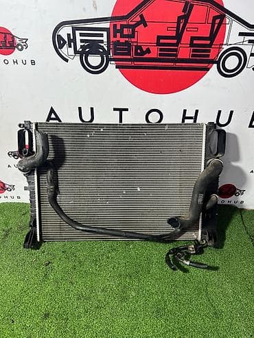 merc: Основной радиатор Mercedes-Benz CLS550 W219 M273E55 2007 (б/у) — 1