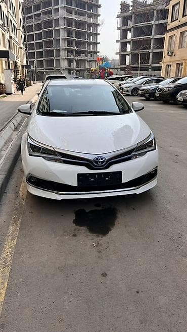 Toyota Levin: 2019 г., 1.8 л, Вариатор, Бензин, Седан