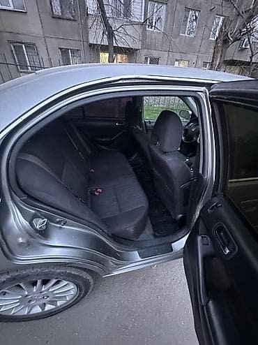 жугили сатам: Honda Civic: 2004 г., 1.4 л, Механика, Гибрид, Седан — 2