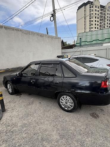 Унаа: Daewoo Nexia: 2009 г., 1.5 л, Кол менен иштөөчү, Бензин, Седан — 3