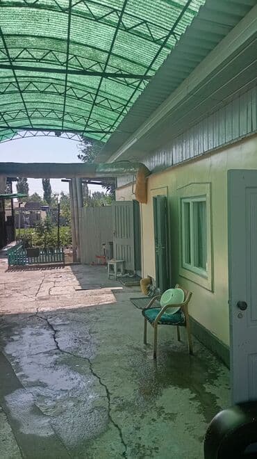 барачные дома в байтике: Үй, 80 кв. м, 4 бөлмө, Менчик ээси — 10