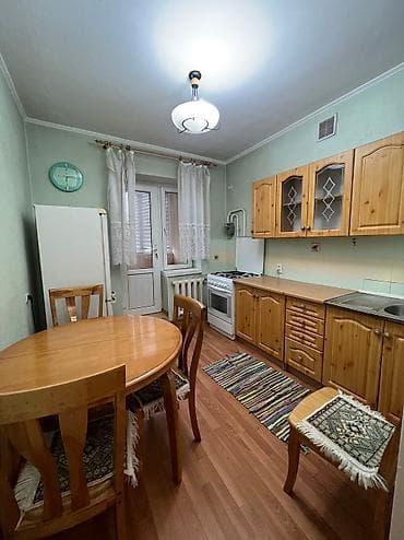 Сдаю 3-комнатную квартиру 5 этажка, на 5 этаже, 2 лоджии, сквозная — 5