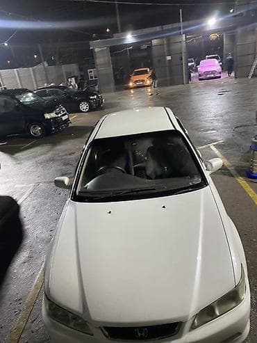 салон хонда: Honda Accord: 2002 г., 1.8 л, Автомат, Бензин, Седан — 4