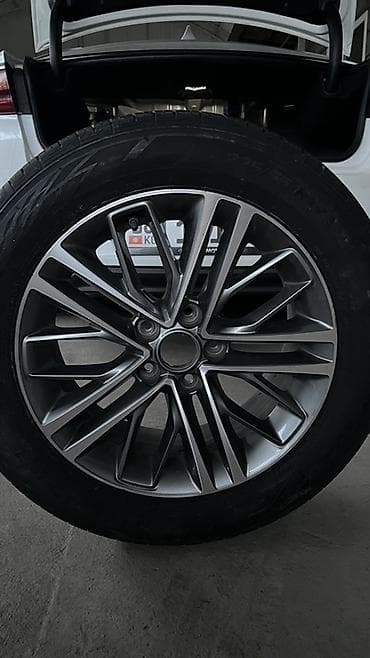 Колеса в сборе 225 / 55 / R 17, Лето, Б/у, 1 шт, Легковые, Литые, отверстий - 5