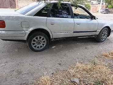 Унаа сатуу: Audi 100: 1991 г., 2.3 л, Кол менен иштөөчү, Бензин, Седан — 1