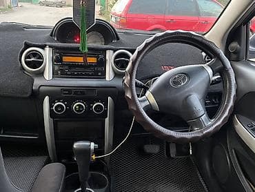 Продажа авто: Toyota Ist: 2003 г., 1.3 л, Автомат, Бензин, Хэтчбэк — 3
