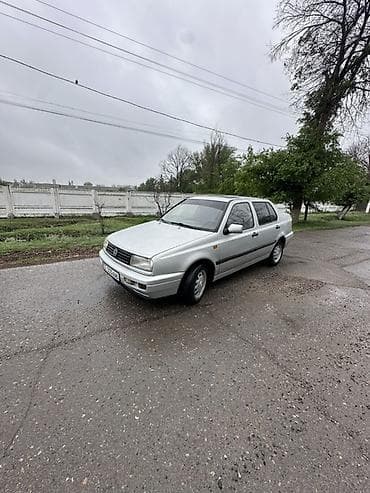 вампер сешка: Volkswagen Vento: 1994 г., 1.8 л, Ручные, Бензин, Седан — 9