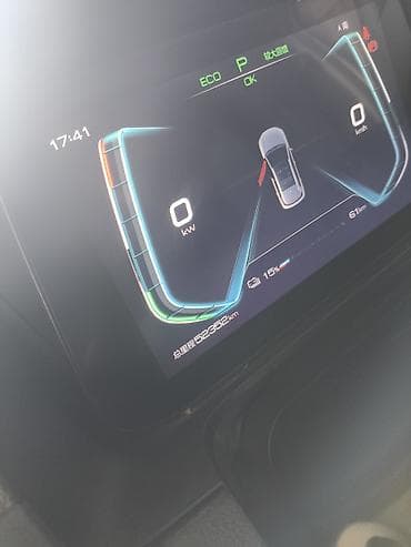 степ эреф 1: BYD E2: 2022 г., Робот, Электромобиль, Хетчбек — 5