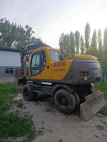 Экскаватор, Volvo, 2004 г., Колесный