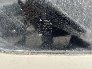 бу стекло: Toyota Land Cruiser. Стекло задняя — 3
