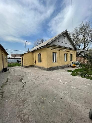 продаю дом в военно антоновка: 🚨 Срочная продажа дома Продаётся дом с участком 5 соток. Дом 80м2 — 3