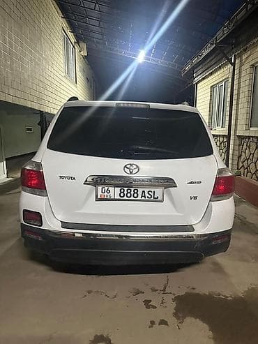 Toyota Highlander: 2010 г., 3.5 л, Автомат, Газ, Кроссовер — 9
