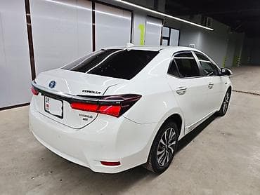 на corolla: Toyota Corolla: 2019 г., 1.8 л, Гибрид, Седан — 5