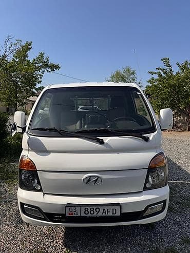 1 тонник: Легкий грузовик, Hyundai, Стандарт, До 1 т, Б/у — 1