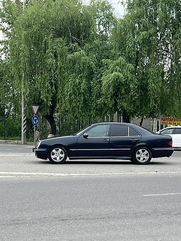 крыло спринтера: Mercedes-Benz E-Class: 2000 г., 2.4 л, Автомат, Бензин, Седан — 3