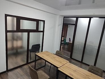 кошары в аренду: Аренда офисов, 50 м², В бизнес центре — 4