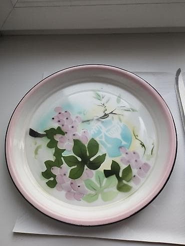 Эмалированное блюдо с ручной росписью - Материал: сталь с эмалевым