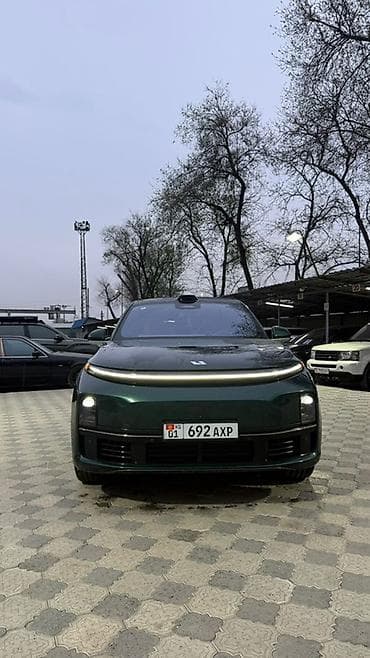 ct 200h: Lixiang L7: 2023 г., 1.5 л, Автомат, Гибрид, Кроссовер — 3