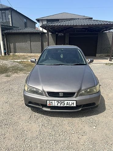 Honda Accord: 2002 г., Бензин, Седан