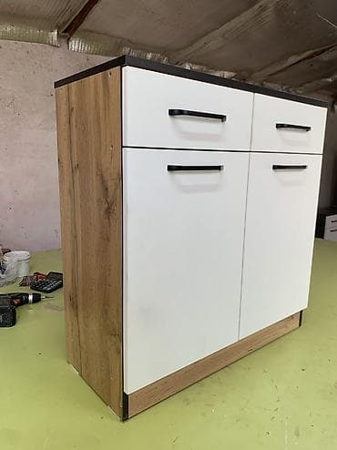 Тумбалар: Тумба осталась 5шт в детскую на кухню в спальню в прихожую — 1