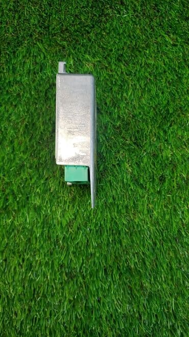 e39: Блок управления air bag Bmw 530I Е60 LCI N52B30 2005 правый (б/у) ​ — 4