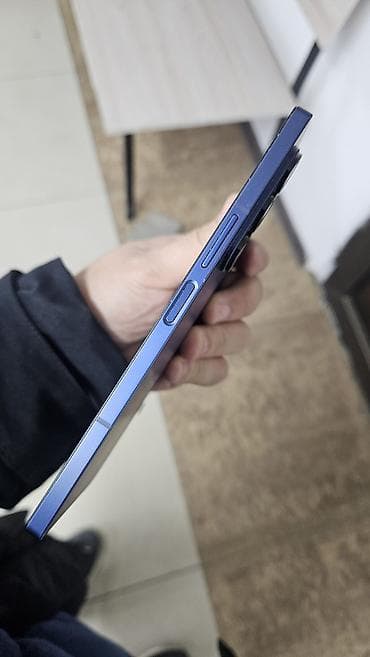 Samsung Galaxy Z Fold 6, Б/у, 256 ГБ, цвет - Синий, 1 SIM, eSIM at lalafo.kg Samsung Galaxy Z Fold 6, Б/у, 256 ГБ, цвет - Синий, 1 SIM, eSIM