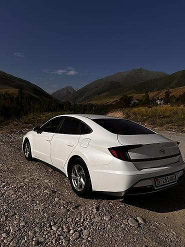 Продажа авто: Hyundai Sonata: 2019 г., 2 л, Автомат, Бензин, Седан — 2