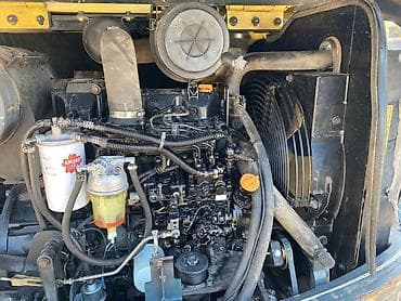 автомобильный пылесос: Экскаватор, 2010 г., Колесный — 2