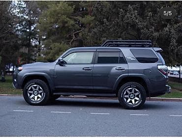 Toyota 4Runner: 2019 г., 4 л, Автомат, Бензин, Внедорожник
