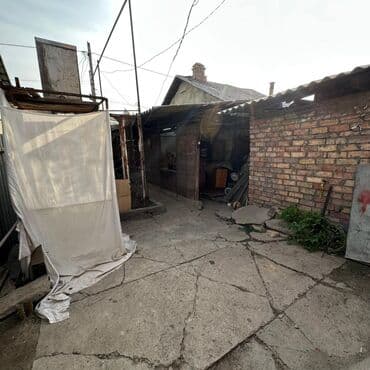 продаю дом в районе пишпек: Үй, 116 кв. м, 5 бөлмө, Кыймылсыз мүлк агенттиги, Эски ремонт — 4