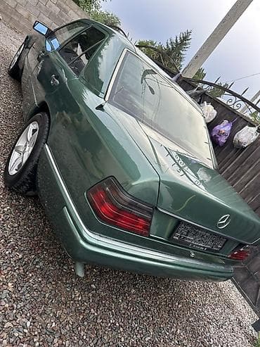 e star: Mercedes-Benz W124: 1992 г., 2 л, Механика, Газ, Седан — 4