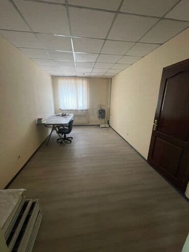 куплю коммерческую недвижимость с арендаторами: Продаю Офис 3000 м², С ремонтом, Без мебели, Многоэтажное здание, 3 этаж — 2