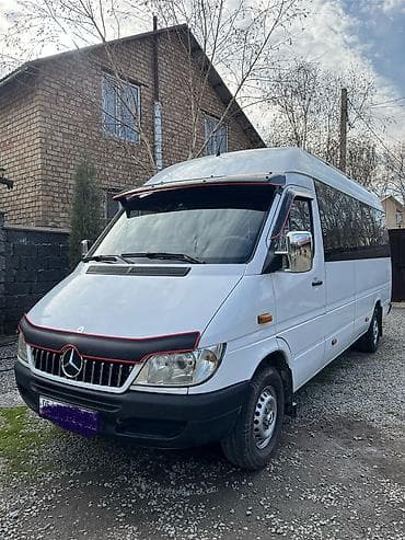 Микроавтобус Mercedes-Benz Sprinter (длинная база, высокий потолок)