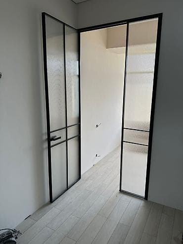 перегородки комнатные: На заказ Лофт-перегородка, Монтаж — 10