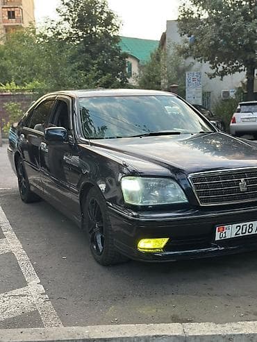 Toyota Crown: 2003 г., 3 л, Автомат, Бензин, Седан at lalafo.kg Toyota Crown: 2003 г., 3 л, Автомат, Бензин, Седан