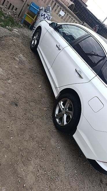 спойлер на соната: Hyundai Sonata: 2018 г., Газ, Седан — 3