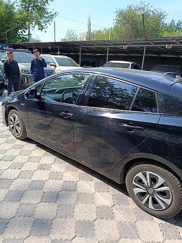 Унаа сатуу: Toyota Prius: 2020 г., Гибрид, Хетчбек — 4