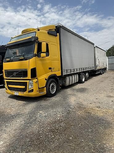 cdi 2 2: Тягач, Volvo, 2010 г., Шторный — 1