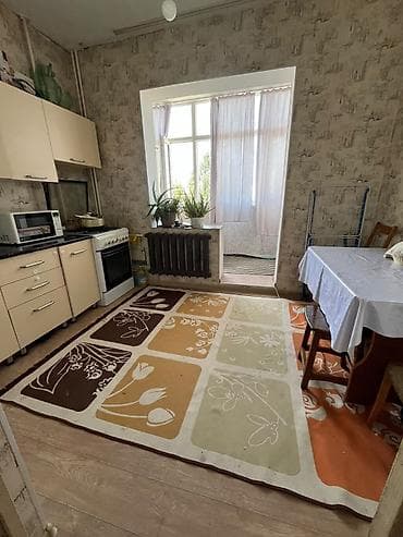 продаю кв 7мкр: 2 комнаты, 60 м², 106 серия, 5 этаж — 4