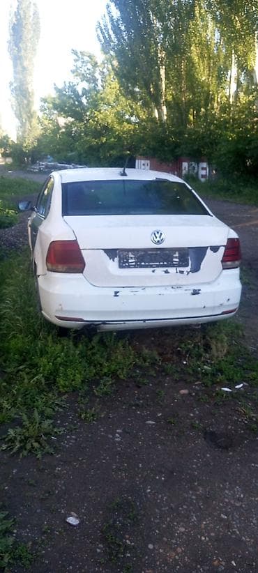Volkswagen Polo: 2018 г., 1.6 л, Механика, Бензин, Седан — 3